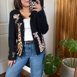 VINTAGE Arriviste Buttoned Front Giraffe Embroidered All Over Sweater. Size S